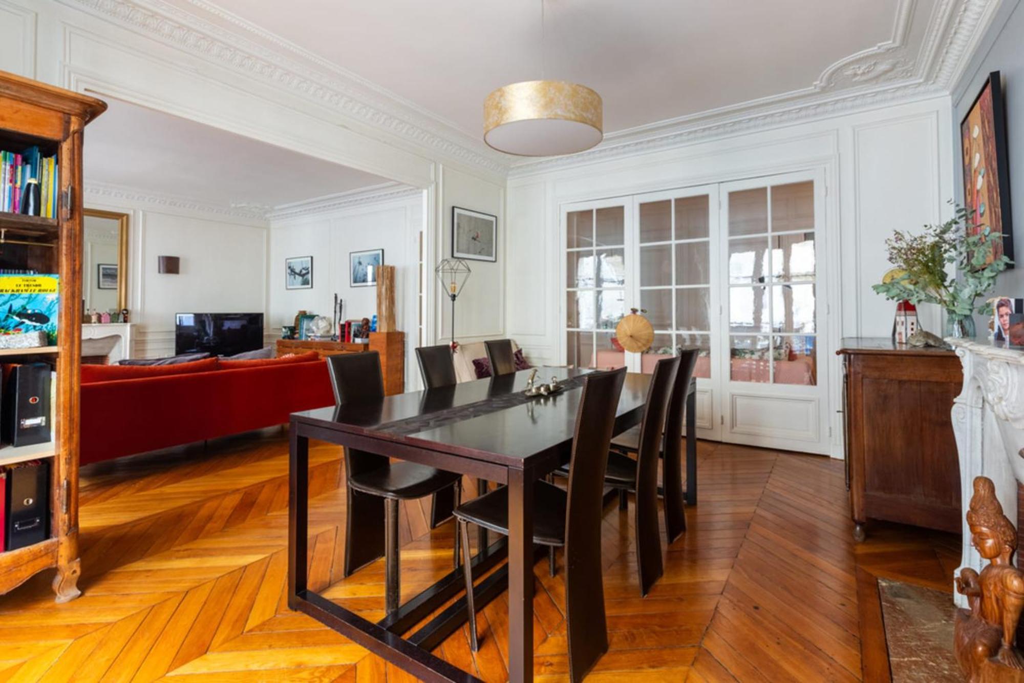 Апартаменты Spacious And Pleasant Nest 2 Steps From Montmartre Париж Экстерьер фото